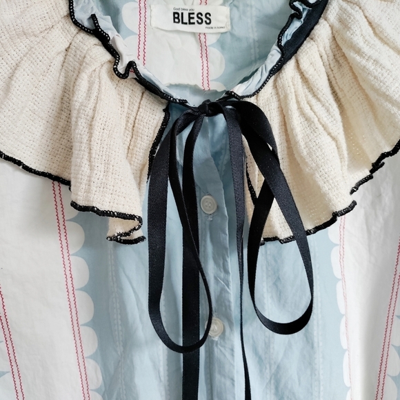 DARK ALICE Tie Collar Blouse Costume Shirt Small Light Blue Cream Small - Picture 2 of 9